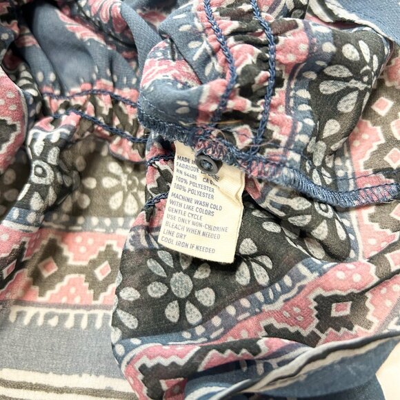 American Eagle Boho Peasant Blouse XS Blue Pink Pattern 3/4 Sleeve EUC - Picture 5 of 5